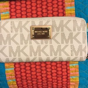 Michael Kors logo wallet